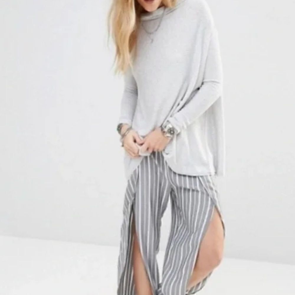 Free People Lover Rib Split Back Pullover- see description - Picture 3 of 16